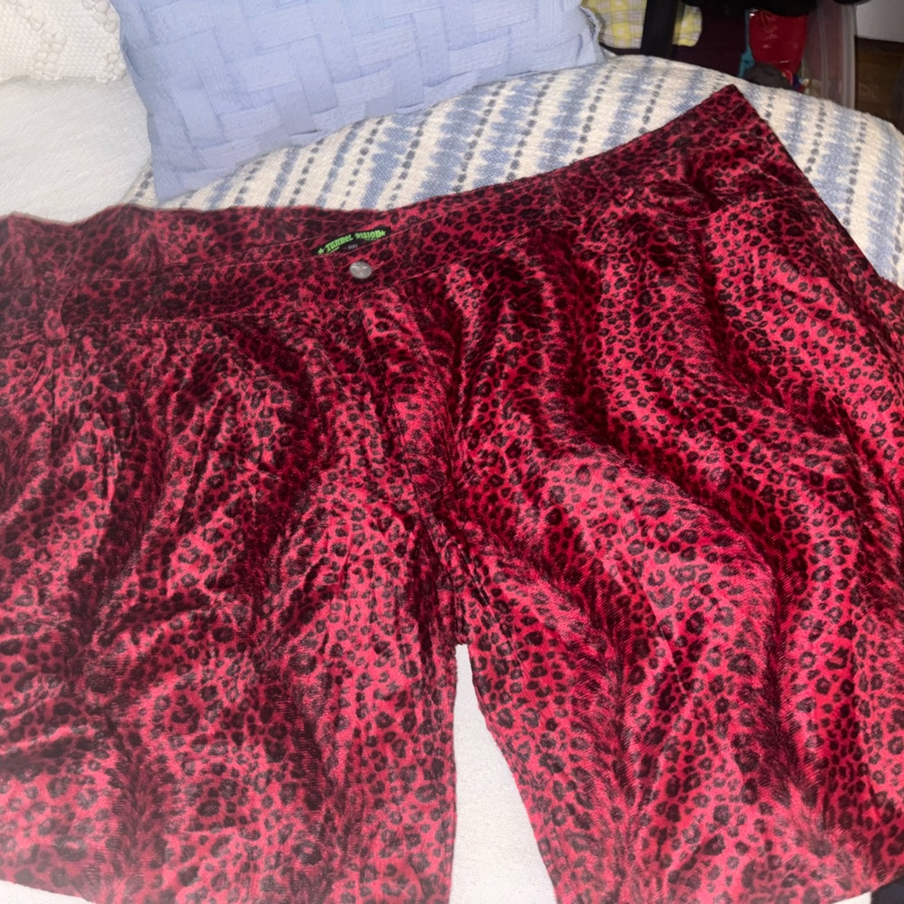 Fuzzy animal print pants tunnel vision 5x